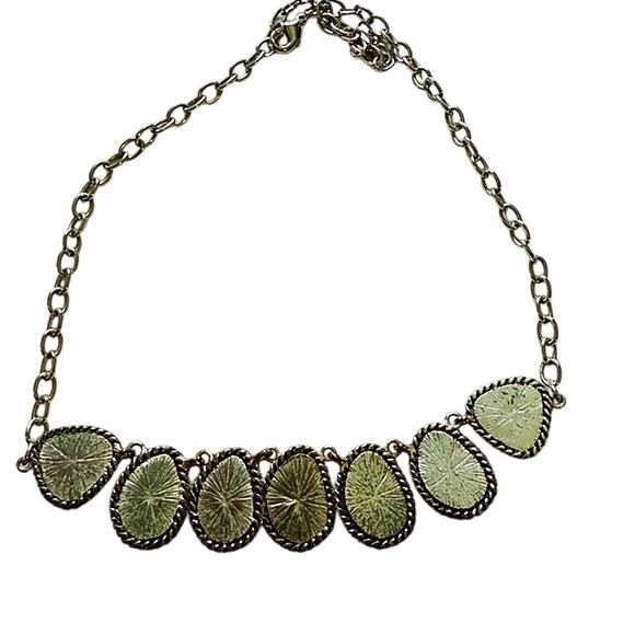 21" Scroll by Dillards Vintage Two-Tone Baroque Teardrop Pendant Necklace - Picture 8 of 12